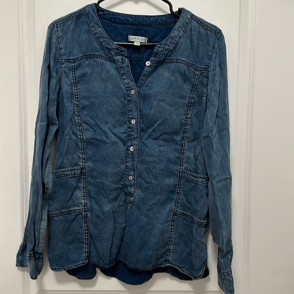Orvis chambray top